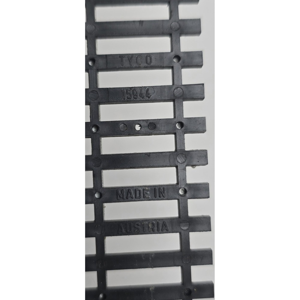 TYCO HO Scale Steel Track Lot Curved & Straight w/Terminal Re-Railer mixed brand - Picture 3 of 4